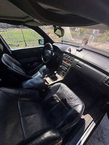 w210 фара: Mercedes-Benz E-Class: 1996 г., 2.8 л, Ручные, Бензин, Седан — 4