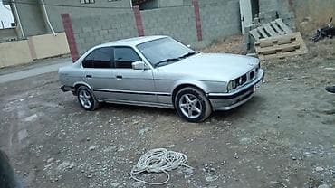 некся 2: BMW 5 series: 1991 г., 2 л, Механика, Бензин, Седан — 5