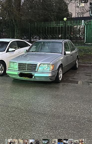 консоль 124: Mercedes-Benz W124: 1995 г., 2.2 л, Механика, Бензин, Седан — 1