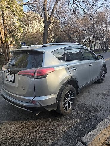 haval h3: Toyota RAV4: 2017 г., 2.5 л, Автомат, Бензин, Внедорожник — 4