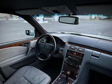 е 55: Mercedes-Benz E-Class: 1999 г., 4.3 л, Автомат, Бензин, Седан — 5