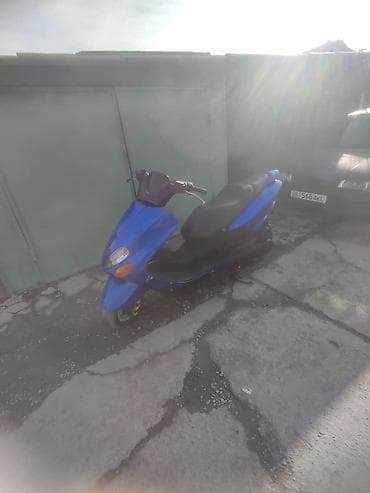 пластик на скутера: Тип скутера Yamaha, 150 куб. см, Бензин, Б/у — 2