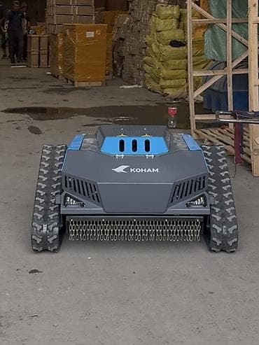 каток газонный: На заказ из Китая . Под ключ 390 тысяч сом ! Гусеничный дистанционно — 3