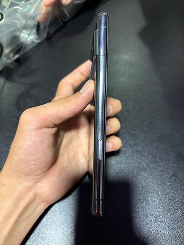 pixel 10: Google Pixel 7 Pro, Б/у, 128 ГБ, цвет - Черный, eSIM — 6