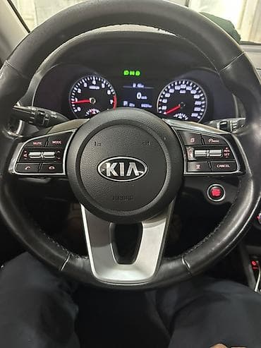 капот на мазду 6: Kia K3: 2018 г., 1.6 л, Автомат, Бензин, Седан — 9