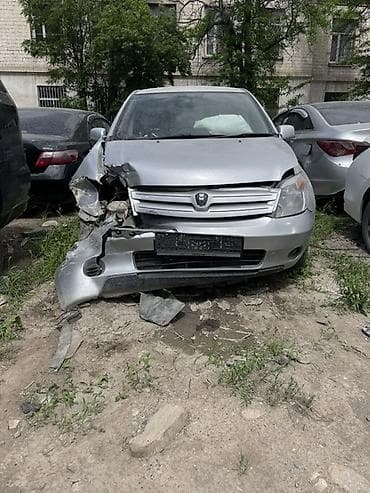 maksat: Toyota Ist: 2003 г., 1.3 л, Автомат, Бензин, Хэтчбэк — 5