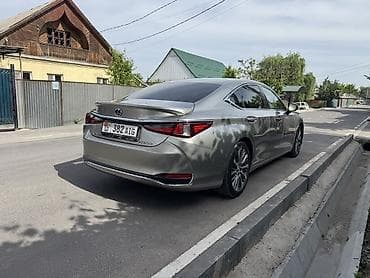 echo platz: Lexus ES: 2021 г., 2.5 л, Автомат, Гибрид, Седан — 5