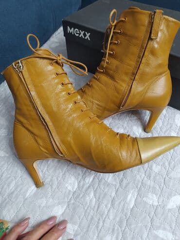 zara обувь: Продаю сапожки,, ZARA,, Деми,кожа, размер 37 -38,удобный каблук — 6