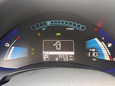 Продажа авто: Nissan Leaf: 2013 г., Вариатор, Электромобиль, Хэтчбэк — 8
