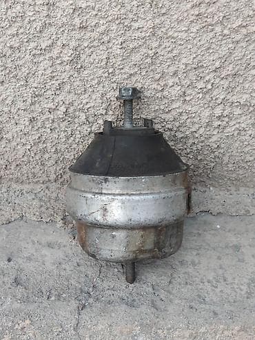 Подушка мотора Volkswagen 1999 г., Б/у, Оригинал, Германия