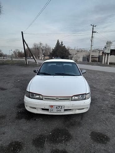 Mazda 626: 1992 г., 1.8 л, Механика, Бензин, Седан