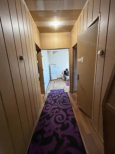 Гаражи: 4 комнаты, 98 м², 106 серия, 6 этаж, Старый ремонт — 8