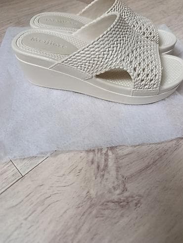 v beach: Босоножки, 34, Новый, цвет - Бежевый, Самовывоз — 1