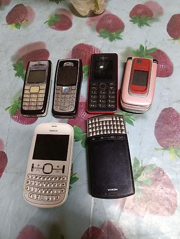 арабские часы цена: Набор разного товара: 1) Коллекция кнопочных телефонов Nokia (6 — 1