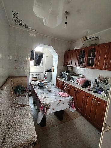 пруд токмок: 3 комнаты, Собственник, Семейным, С мебелью частично — 1