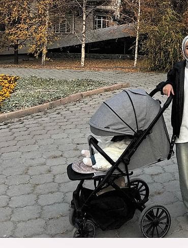 cybex easywalker: Прогулочная коляска с большим капюшоном и амортизированными колесами — 2