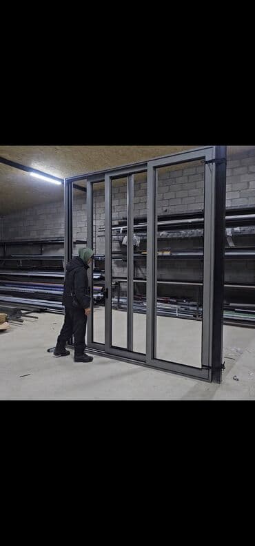 декор фасада дома: Алюминиевое окно на заказ, Тип окна: Панорамные, Декоративные особенности: Другие особенности, Бесплатная установка, Без рассрочки — 5