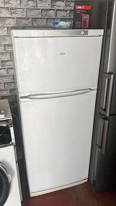 для мойки окон: Холодильник Indesit, Двухкамерный — 3