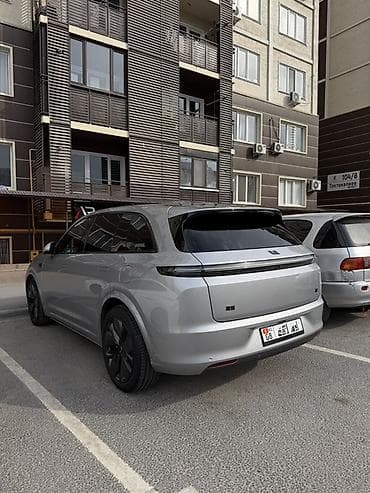byd e9: Lixiang L7: 2023 г., 1.5 л, Автомат, Электромобиль, Кроссовер — 4