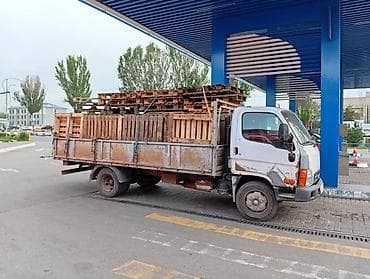 Заказать Мерседес Гигант, C грузчиком