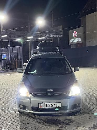 версо авенсис: Toyota WISH: 2003 г., Автомат, Бензин, Универсал — 6
