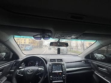 тесла модел с: Toyota Camry: 2017 г., Автомат, Бензин, Седан — 9