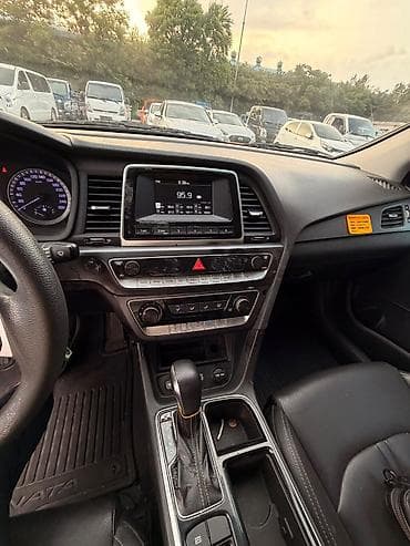 byd e2 2022: Hyundai Sonata: 2020 г., Автомат, Седан — 4