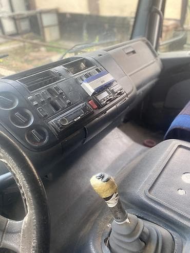 Транспорт: Жүк ташуучу унаа, Mercedes-Benz, Стандарт — 5