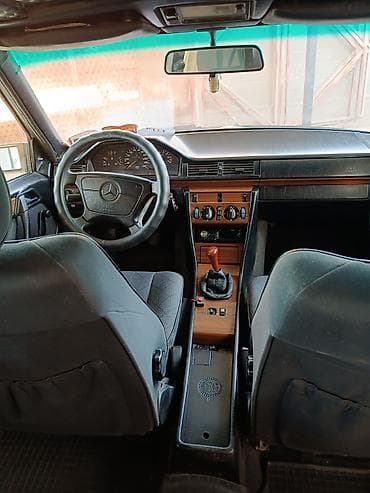 мерс 124 дверные карты: Mercedes-Benz W124: 1994 г., 0.2 л, Механика, Бензин, Седан — 5