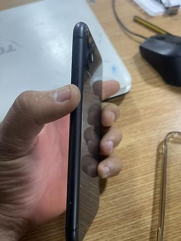 iphone hr: IPhone 11, Черный, Чехол, 74 % — 2