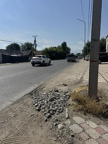 геологов: Задаю в аренду 2 этаж под бизнес 60 квадратных метра по ул — 4