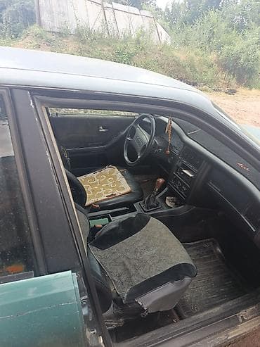 Audi 80 B3, 1990 г.в., на разбор. - Двигатель 1.8, карбюратор - — 5