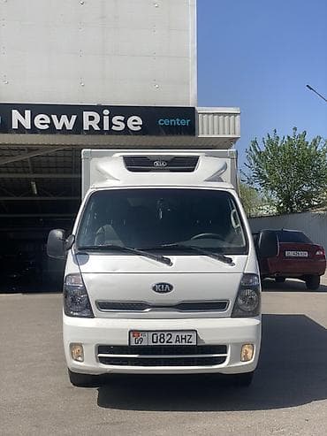 кио бонго: Kia BONGO: 2019 г., 2.5 л, Автомат, Дизель, Фургон — 2
