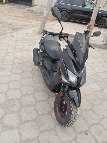 хочу купить скутер: 150 куб. см, Бензин, Б/у — 2