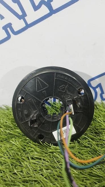 s500: Mercedes-Benz S500 W220 v-5.0 2000 год, датчик угла поворота — 1