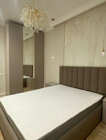 продаю квартиру английский квартал: 2 комнаты, 70 м², Индивидуалка, 3 этаж — 5