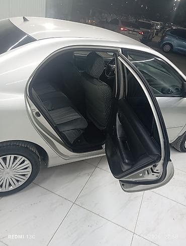 daf 480: Toyota Corolla: 2004 г., 1.6 л, Механика, Бензин, Седан — 8