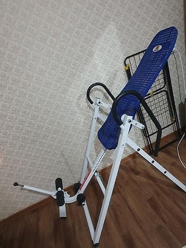 Инверсионный стол для вытяжения позвоночника и релаксации мышц спины