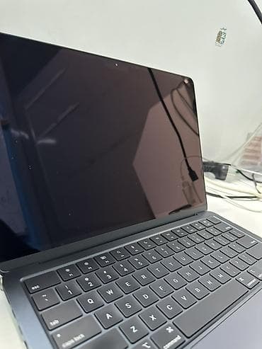 macbook 2018: MacBook Air 13" (2022) на чипе Apple M2 - Модель: MacBook Air — 6