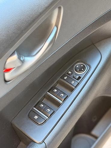 wuling mini ev: Kia K3: 2020 г., 1.6 л, Автомат, Бензин, Седан — 6