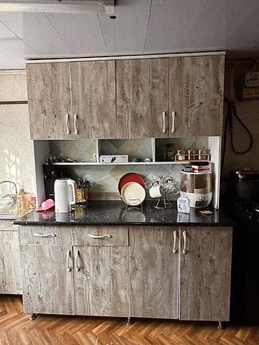 Кухонный гарнитур с рабочей столешницей - Комплектация: нижние тумбы