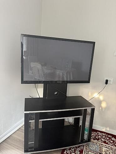 projector screen: Телевизор Samsung с напольной стойкой-тумбой - Диагональ экрана — 2