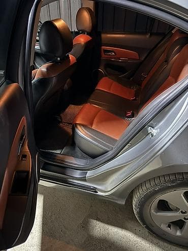 mercedesbenz eclass w212: Chevrolet Cruze: 2010 г., 1.8 л, Автомат, Бензин, Седан — 5