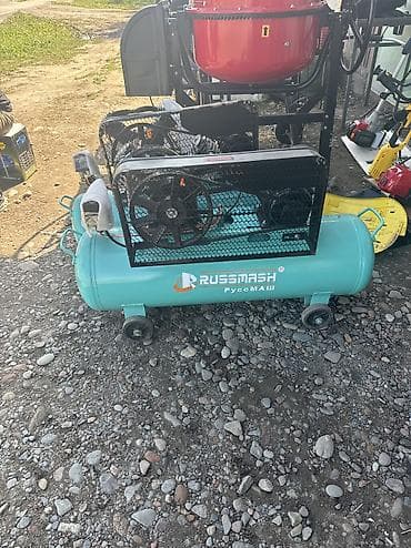 Компрессор руссмаш 100литровый 250литров в минуту 8 атмосфер 2