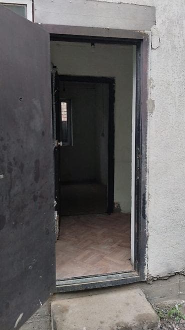 3: Сдаю квартиру, времянка во дворе есть еще квартиранты вы не одни — 3