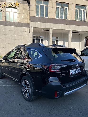 черная накидка: Subaru Outback: 2020 г., Универсал — 1