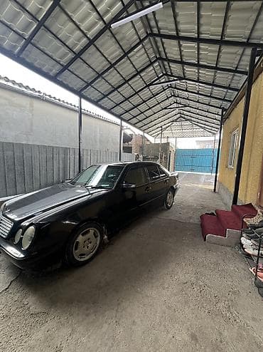 114 3 5: Mercedes-Benz E-Class: 2001 г., 2.2 л, Типтроник, Дизель, Седан — 4