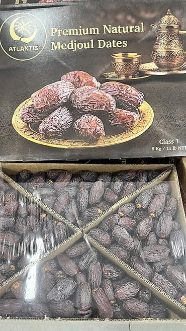 Продукция: вода Zam-Zam и финики сорта Мазафати. Описание: -