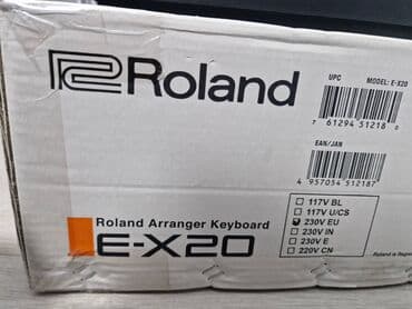Барабаны: Продам синтезатор Roland E-X20, 61 клавиша, пользовались менее года, в — 3
