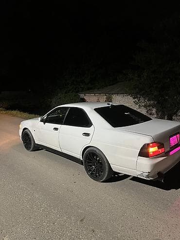 капот субару импреза: Nissan Laurel: 2000 г., 2.5 л, Автомат, Бензин, Седан — 8
